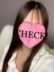 白ねこエステの女性