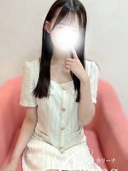 カリーナ の女性